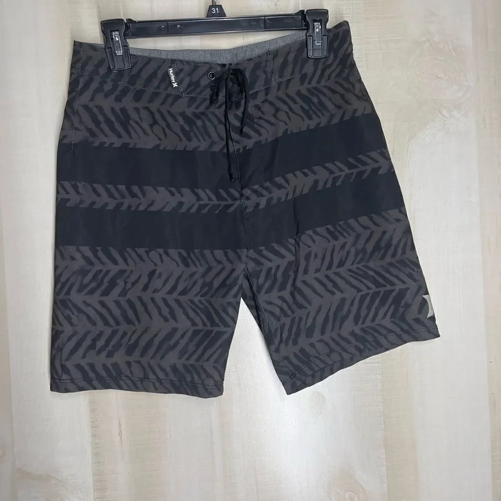 Hurley black and gray swim trunks board shorts,‎ size 28